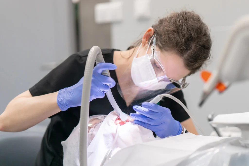 scaling gigi lumiere dental